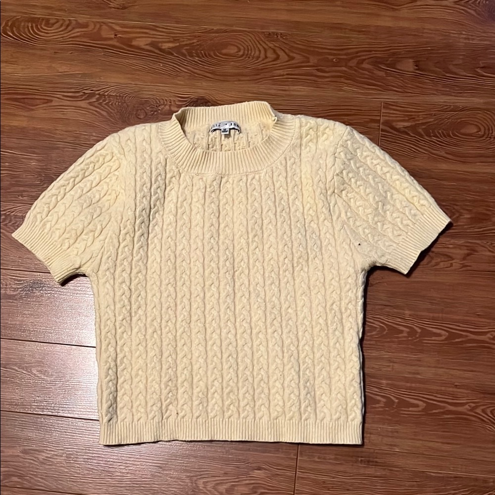 Short Sleeve Cable Knit Sweater Top in Butter Yellow